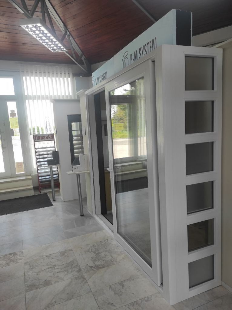 ABLAKTHERM KFT. - ablak, ajtó, redőny, garázskapu, beltéri ajtó, kiegészítők
